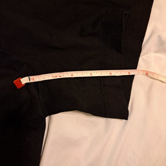 NEW DIRECTIONS BLACK SHORTS WOMENS SIZE 10P PETITES CHINO STRETCH ATHLETIC GOLF - Picture 6 of 6